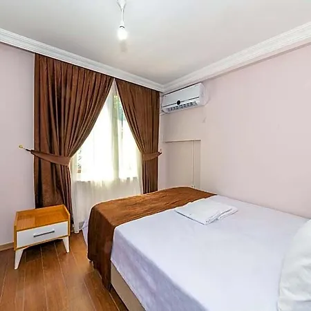 Tavra Hotel 2*
