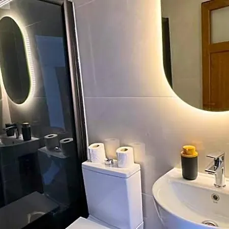 Tavra Hotel